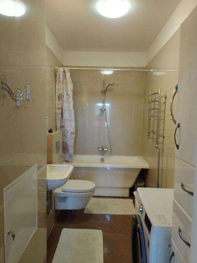 Premium Class Apartment, Free Parking, Maximum 5 Guests, 2 Bedrooms, 3 Beds Riga Dış mekan fotoğraf