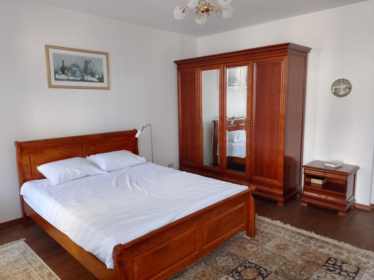 Premium Class Apartment, Free Parking, Maximum 5 Guests, 2 Bedrooms, 3 Beds Riga Dış mekan fotoğraf